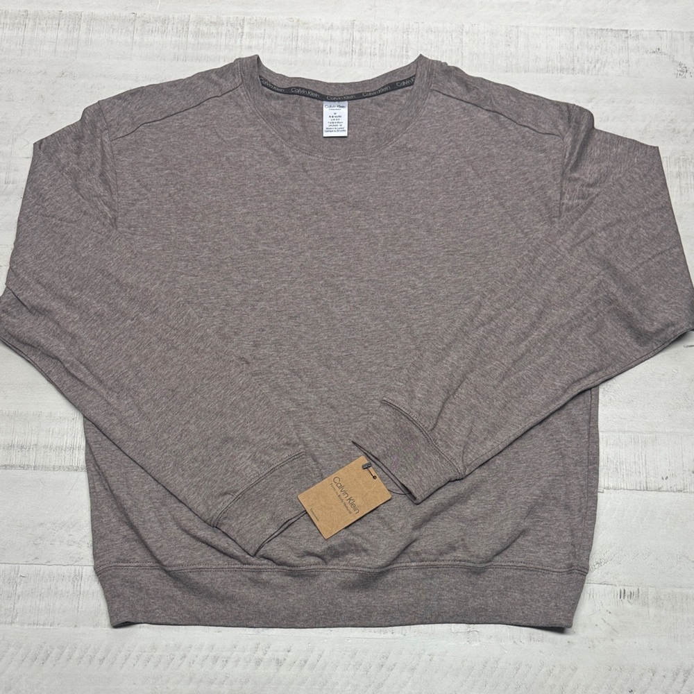 Calvin Klein Pajama Top Long Sleeve Form to Body Fit unisex
